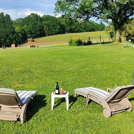 Hébergement de vacances Les De Juevince Issac