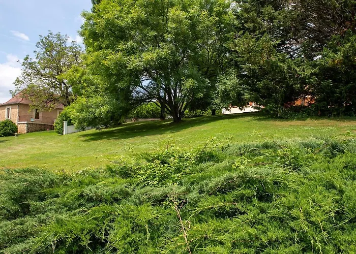 Semesterbostad Les De Juevince